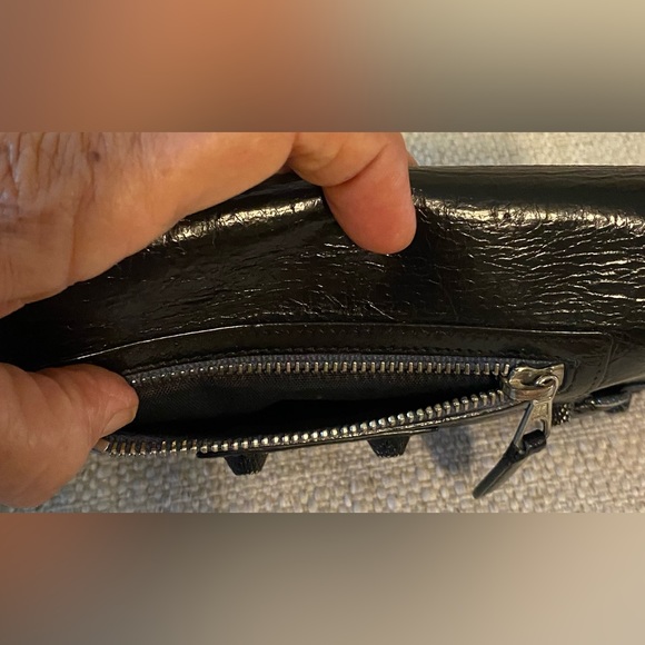 Balenciaga Black Leather Wallet, with generic silver chain included - Picture 8 of 16